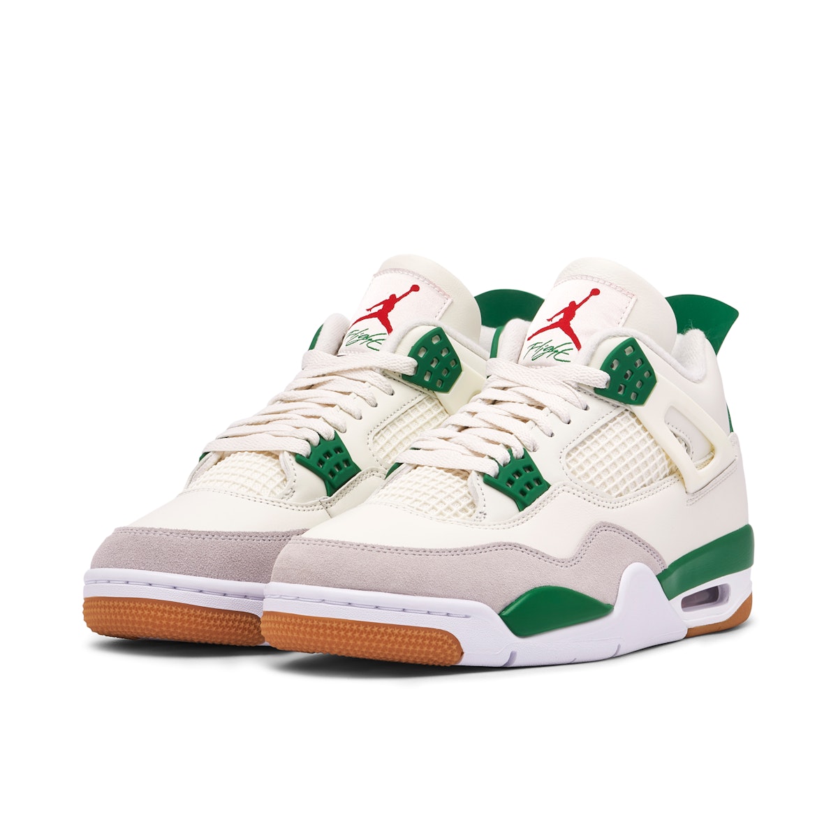 AIR JORDAN 4 ‘PINE GREEN’ x NIKE SB