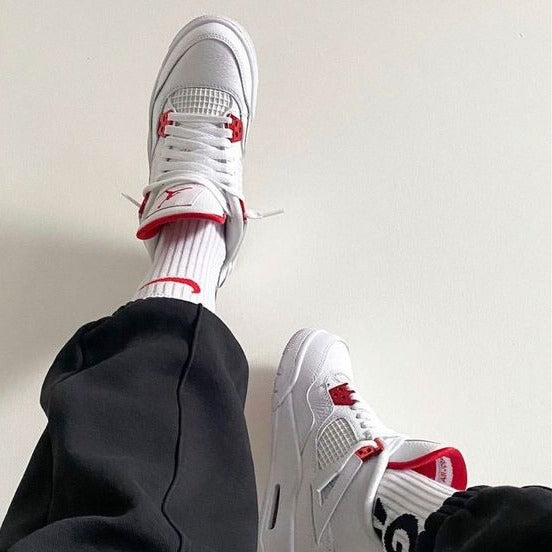 AIR JORDAN 4 ‘METALLIC RED’