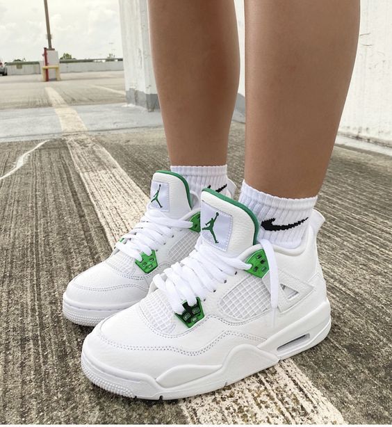 AIR JORDAN 4 ‘METALLIC GREEN’