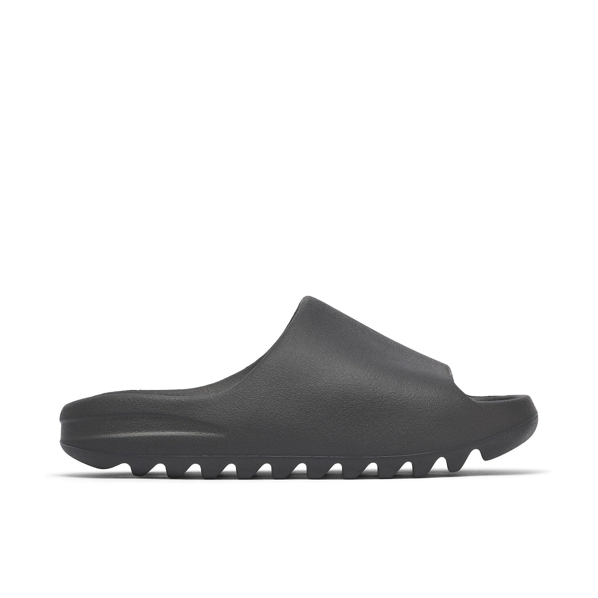 YEEZY slide ‘ONYX’